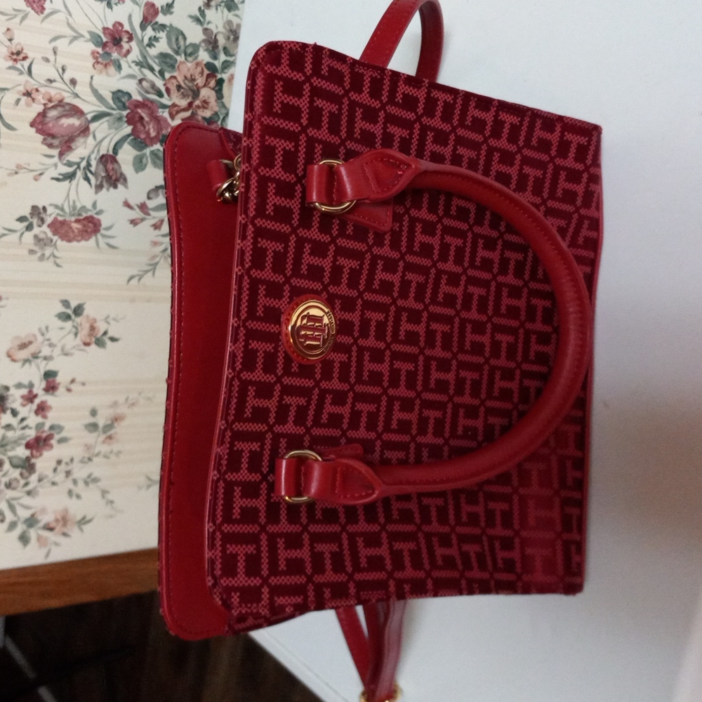 Tommy Hilfiger Purse